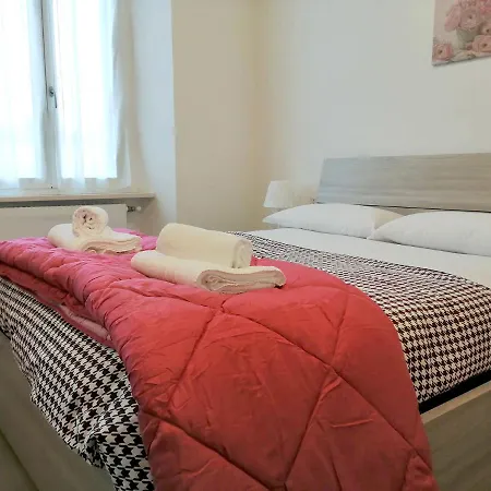 Aida - Near The Center With Private Parking E Ac Apartment Como