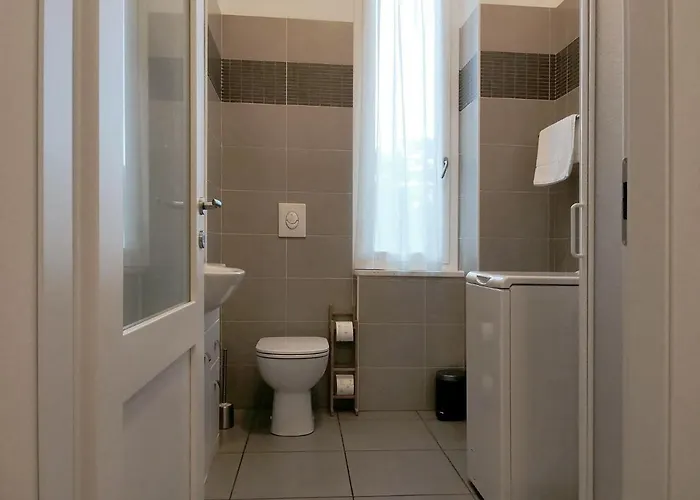 Aida - Near The Center With Private Parking E Ac Apartment Como