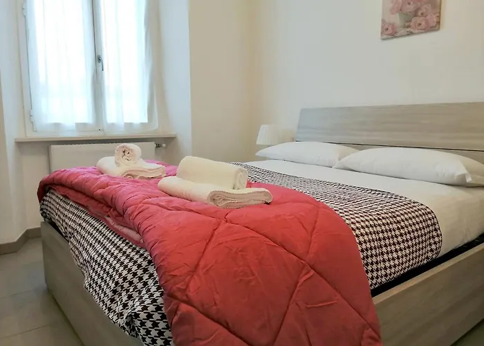 Aida - Near The Center With Private Parking E Ac Apartment Como