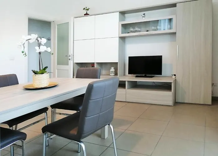 Apartment Aida - Near The Center With Private Parking E Ac *