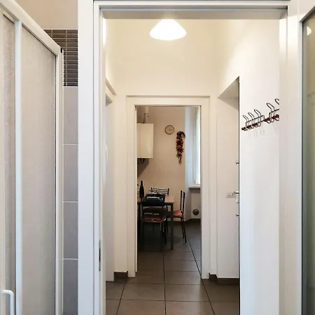 Aida - Near The Center With Private Parking E Ac Côme