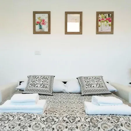 Aida - Near The Center With Private Parking E Ac Apartment